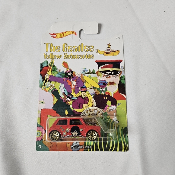 The Beatles Yellow Submarine Morris Mini Hot‎ Wheels - Picture 1 of 3